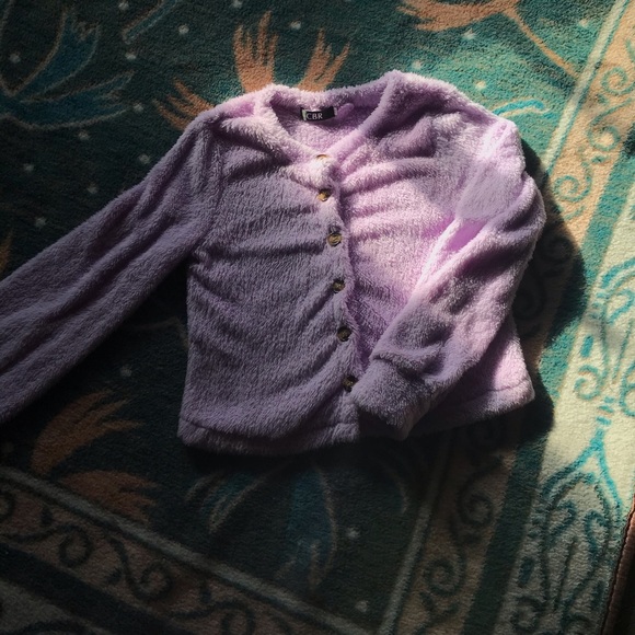 Plush lavender sweater - Picture 2 of 3